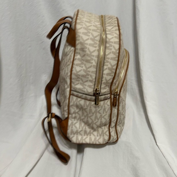 Michael Kors backpack - Picture 3 of 4